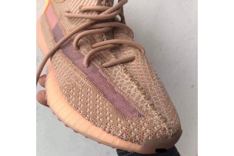 æ¶åé è¦½ YEEZY BOOST 350 V2 å¨æ°ãClayãéè²