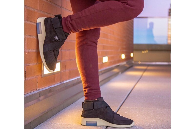 Nike Air Fear of God 180ãBlackãéè²ä¸è³é è¦½