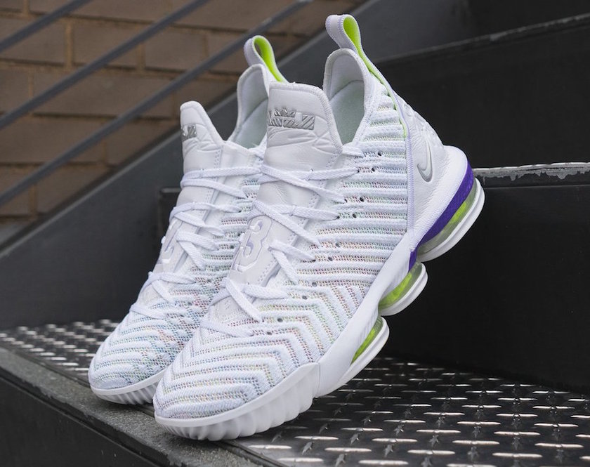 Nike LeBron 16å·´æ¯åå¹´ç½è²å¤è²è¶è¡èAO2588-102åå¸æ¥æ