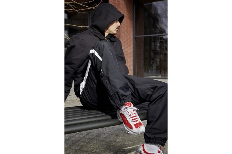 Supreme x Nike è¯å Air Tailwind IV éæ¬¾æ­£å¼ç¼ä½