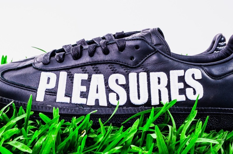 PLEASURES x adidas Consortium è¯å Samba æ­£å¼ç¼ä½