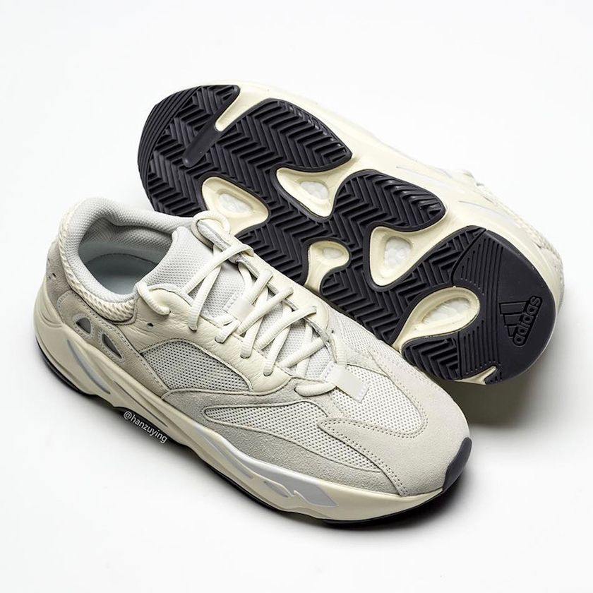 adidas Yeezy Boost 700æ¨¡æEG7596åå¸æ¥æ