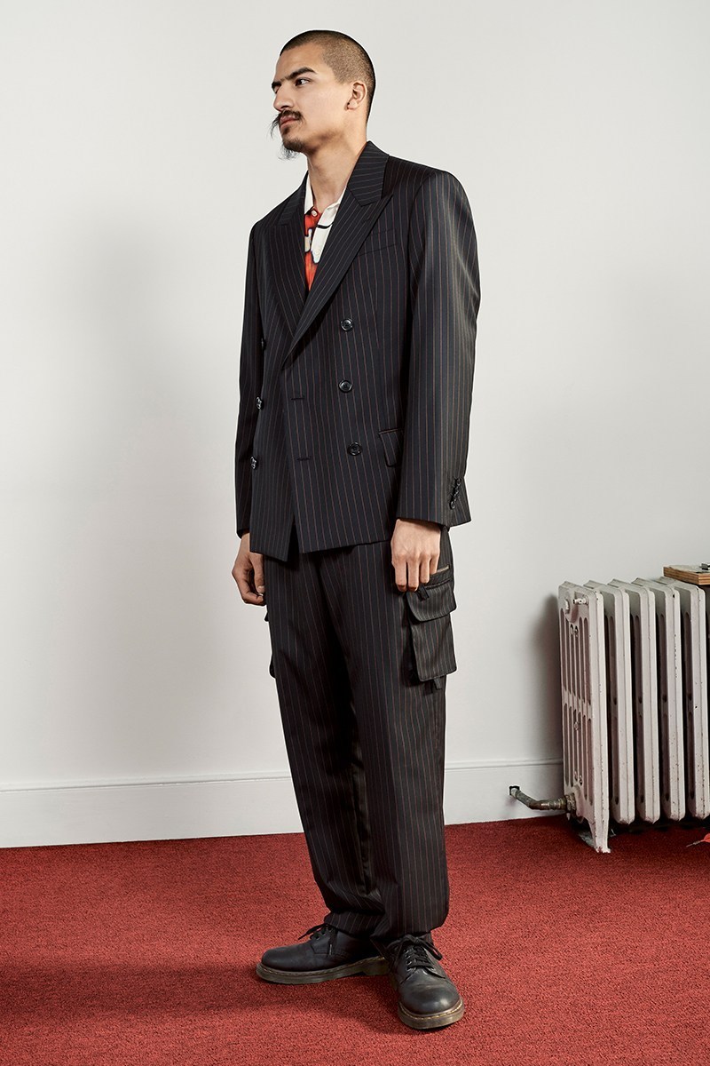 Supreme x Jean Paul Gaultier 2019 æ¥å¤è¯åç³»åæ£å¼ç¼ä½