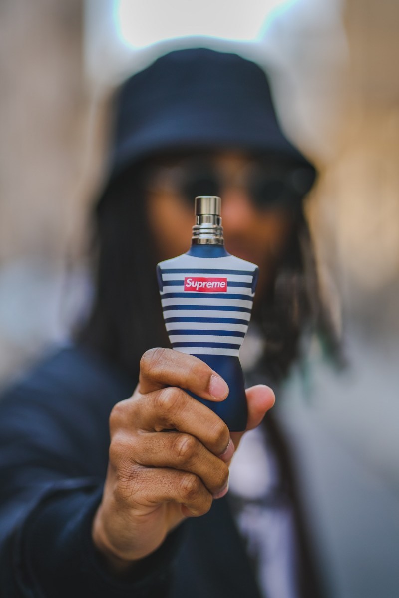 è¿è³ Supreme x Jean Paul Gaultier 2019 æ¥å¤è¯åç³»å