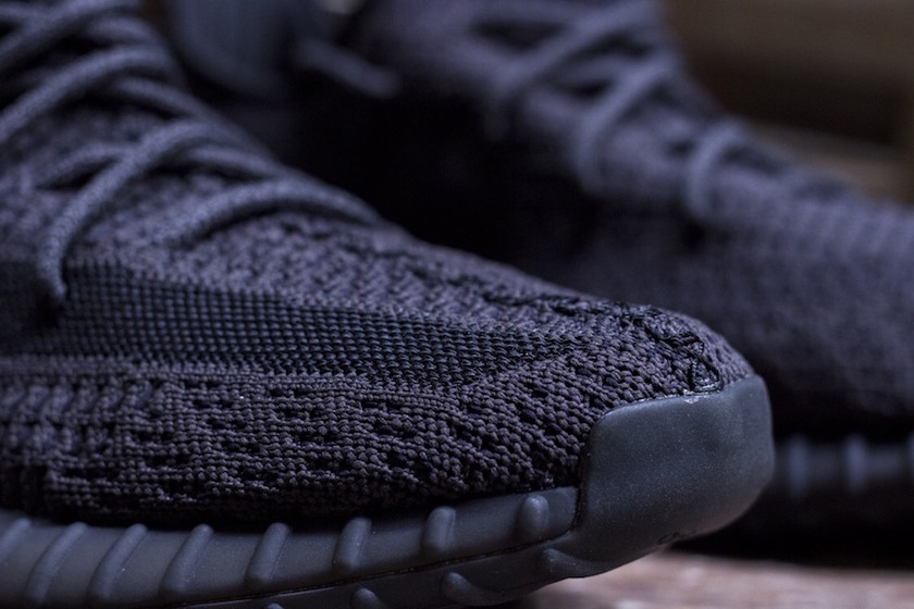 adidas Yeezy Boost 350 V2é»è²ååFU9013åå¸æ¥æ