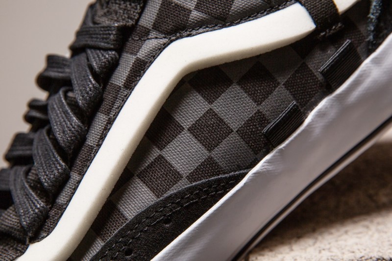 è¿è³ Vans OLD SKOOL CAP LX ç³»å