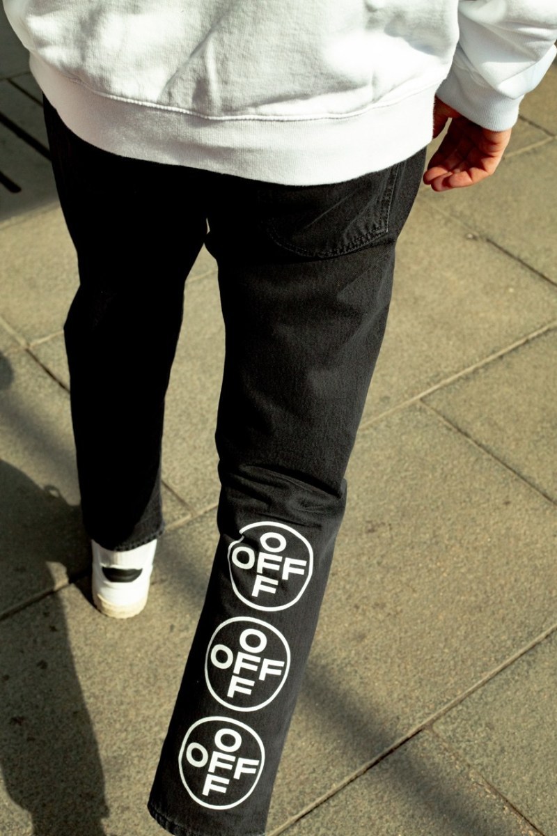 Off-Whiteâ¢ çº FWRD æé å¨æ° 2019 ç¨ä½å¥æ³¨ç³»å