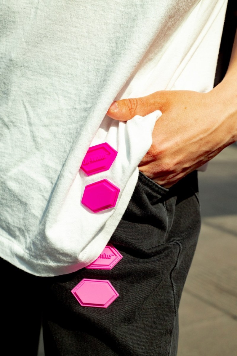 Off-Whiteâ¢ çº FWRD æé å¨æ° 2019 ç¨ä½å¥æ³¨ç³»å