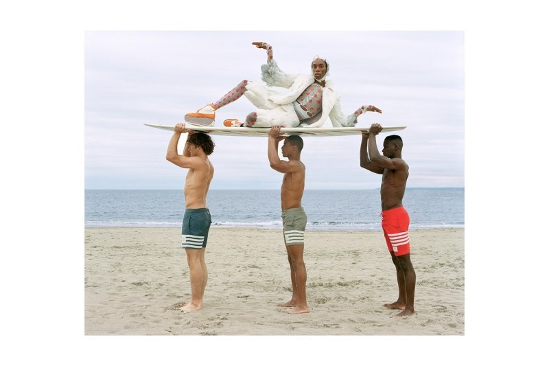 Thom Browne å¨æ°æµ·çä¸»é¡ç³»åé åç¹è¼¯