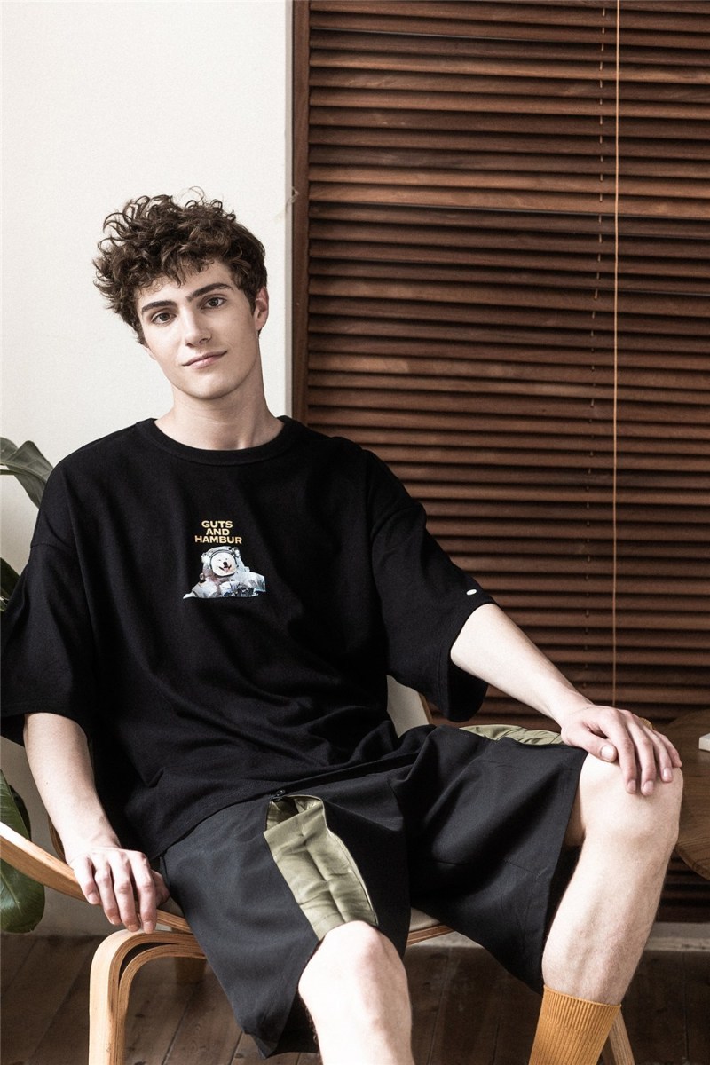 BEEKITE x GUTSÂ & HAMBUR å¨æ° Lookbook æ­£å¼éåº