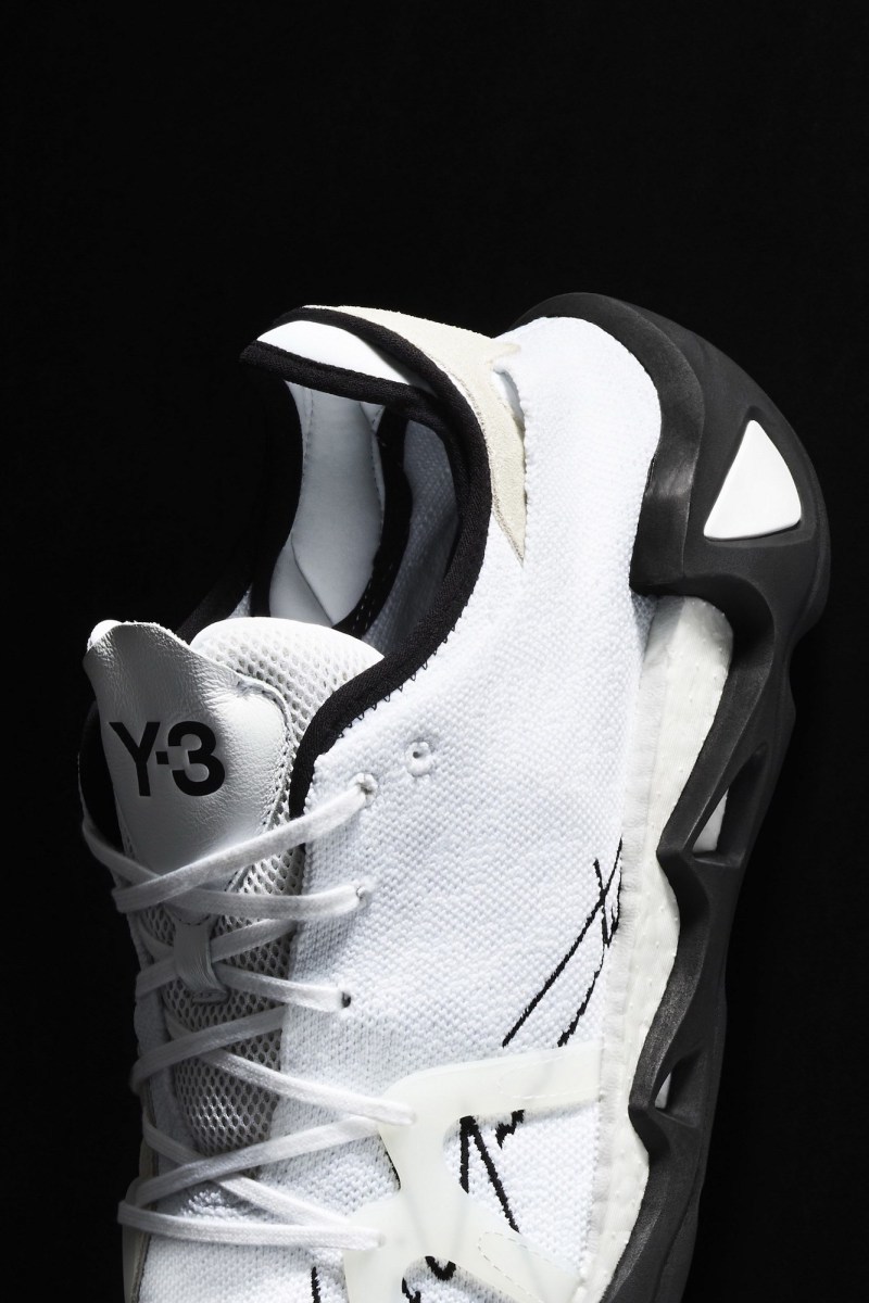 Y-3 æ¨åºå¨æ°éæ¬¾ FYW S-97