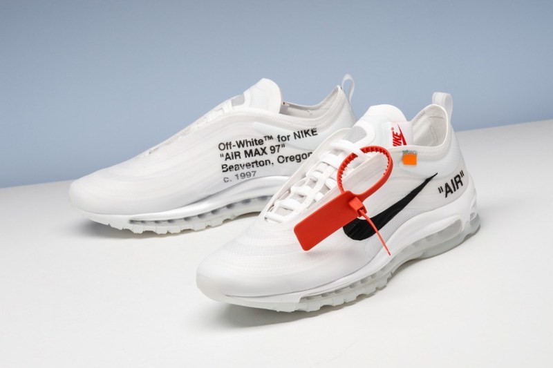 Sotheby's è¯æ Stadium Goods èè¾¦ 100 éä¸çæç¨æéæ¬¾æè³£æ