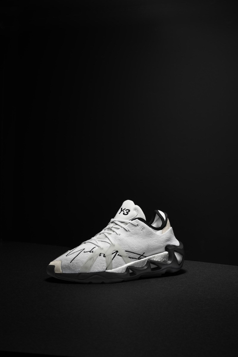 Y-3 æ¨åºå¨æ°éæ¬¾ FYW S-97