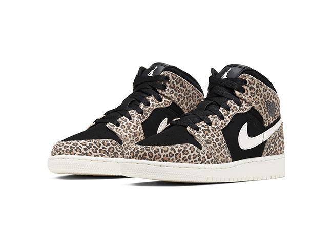 Air Jordan 1,AJ1,GS å¯ç±è±¹çº¹ï¼è¿å女çä¸å±ç Air Jordan 1 GS æç¹è¯±äººï¼