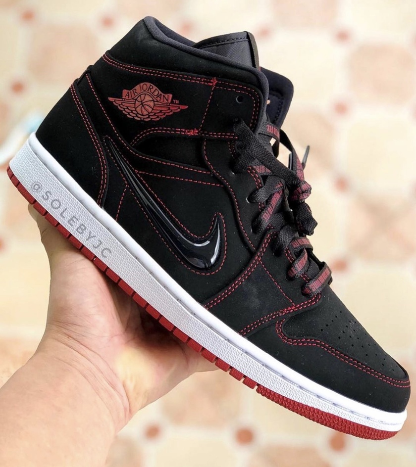 Air Jordan 1 Mid Fearlessåè¡æ¥æ