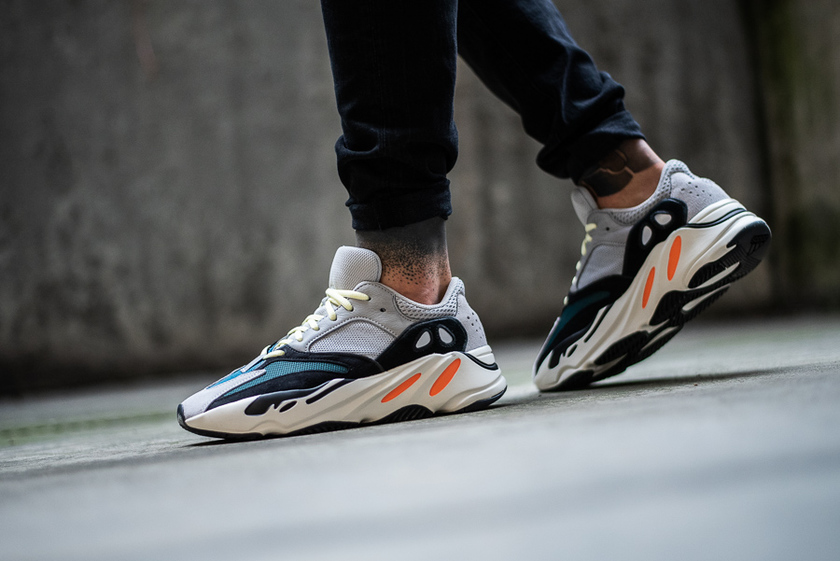 “yeezy 700 wave runner”的图片搜索结果