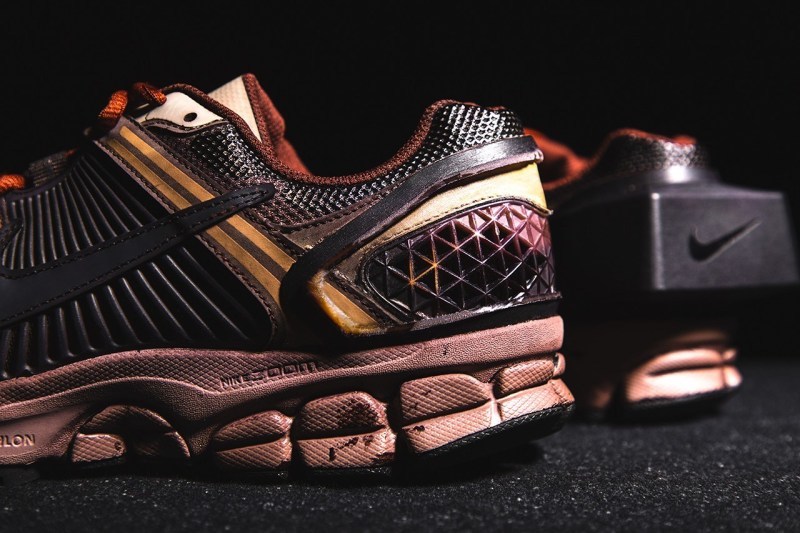 ç¨å:registered:¶è¿è³ A-COLD-WALL* x Nike è¯ä¹ Zoom Vomero +5ãSolarisedã