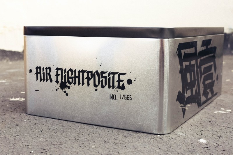 Nike Air Flightposite å
¨æ°é
è²è¨è¨ç»å ´