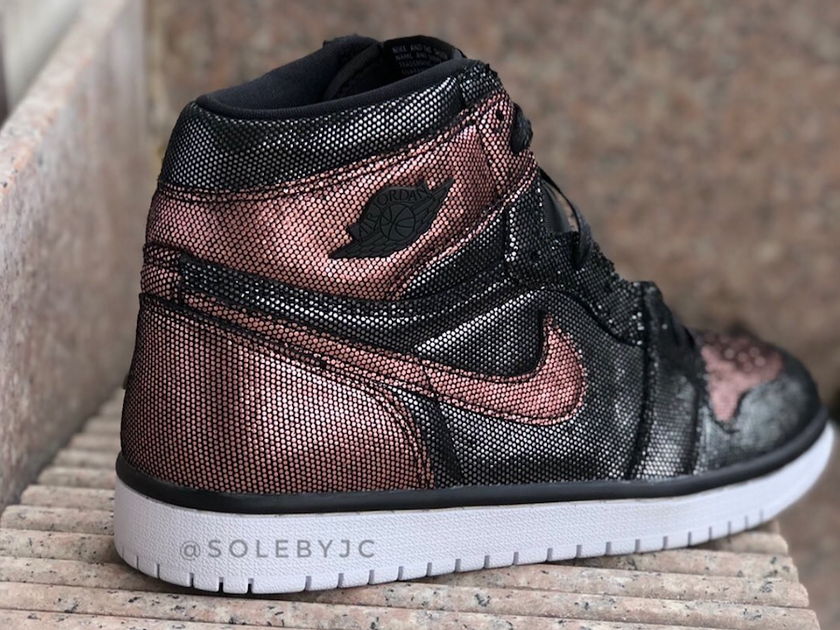 Air Jordan 1 WMNSæ çç«ç°éå叿¥æ