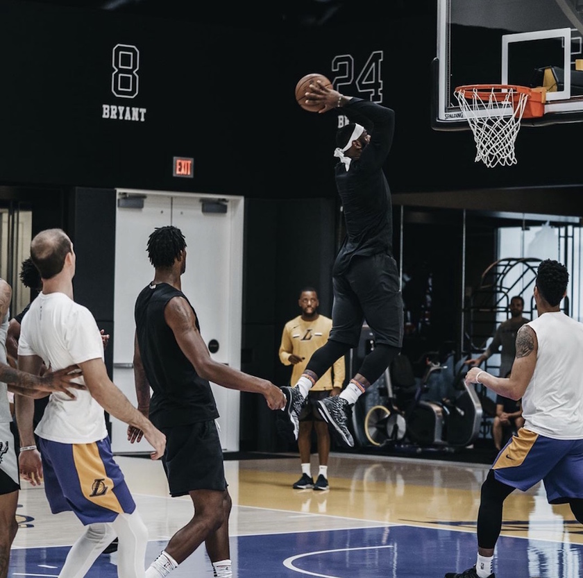 Nike LeBron 17 Black Whiteåå¸æ¥æ