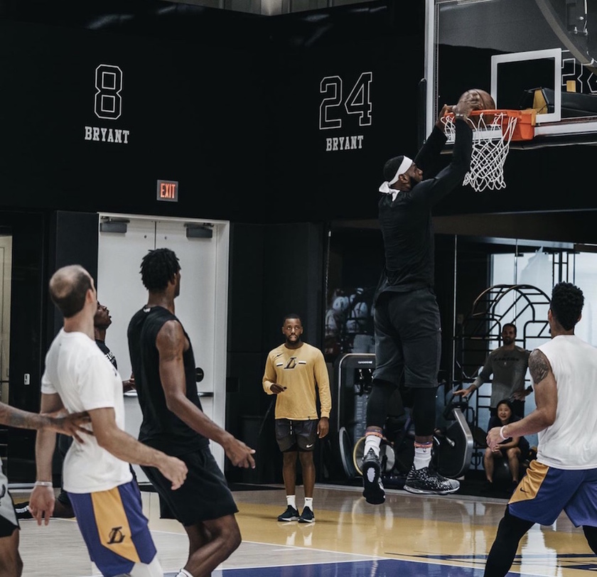 Nike LeBron 17 Black Whiteåå¸æ¥æ