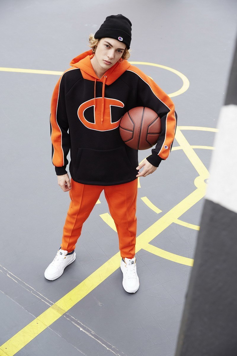 Champion å¨æ° 2019 ç§å¬ç³»åæ­£å¼éåº