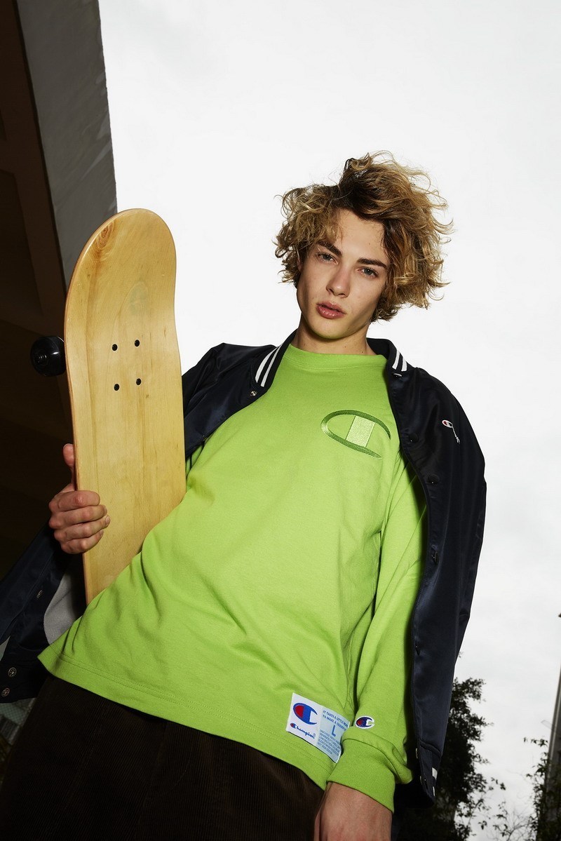 Champion å¨æ° 2019 ç§å¬ç³»åæ­£å¼éåº