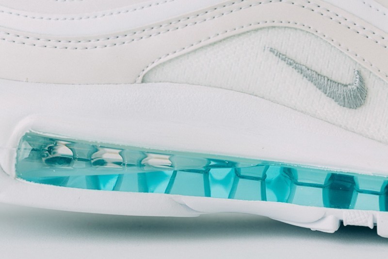 é¦¬å¤ªç¦é³ä¹åï¼MSCHF x INRI å:registered:¢è£½å Nike Air Max 97