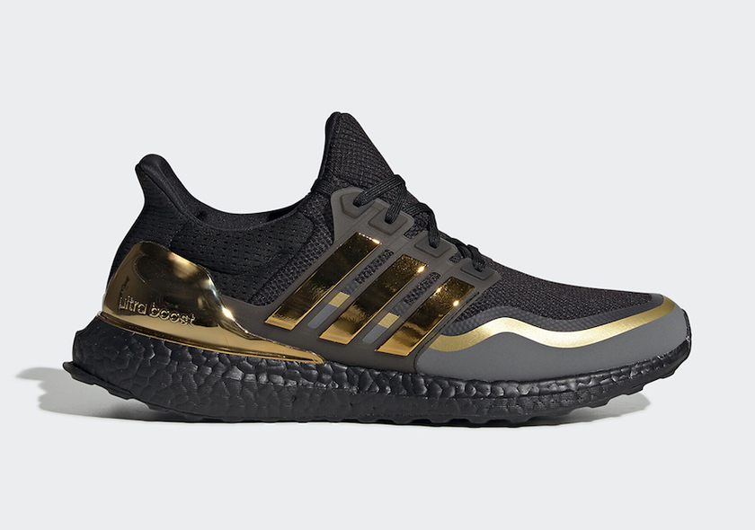adidas Ultra Boost Black Gold EG8102åå:registered:æ¥æ