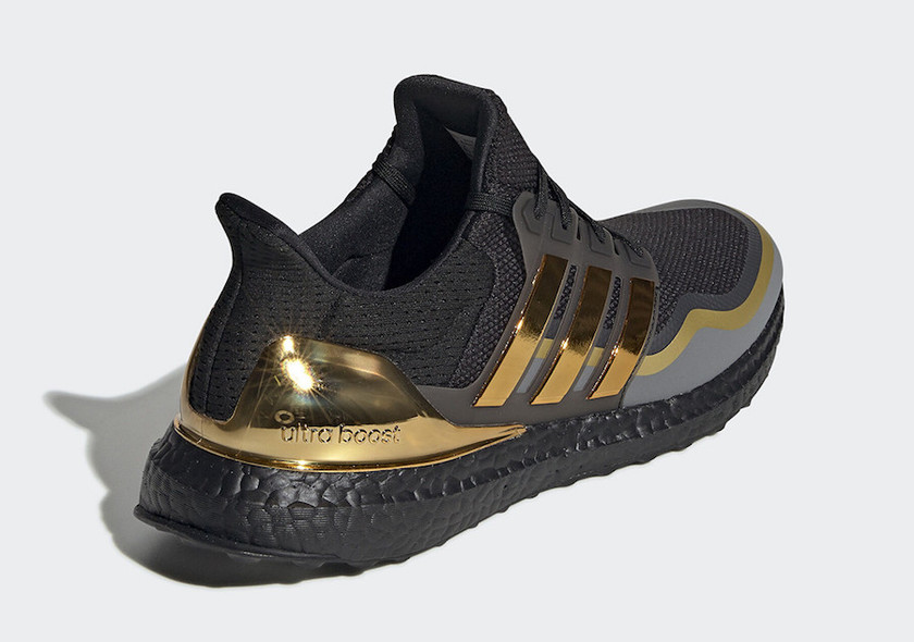 adidas Ultra Boost Black Gold EG8102åå:registered:æ¥æ