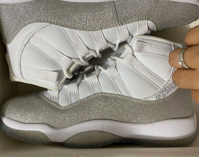 Air Jordan 11 WMNS White Metallic Silver Vast Grey AR0715-100åå:registered:æ¥æ