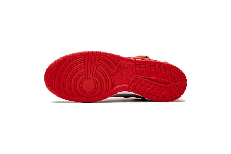 Off-Whiteâ¢ x Nike SB Dunk LowãUniversity Redãææ°ç´°ç¯åè¼¯åæå