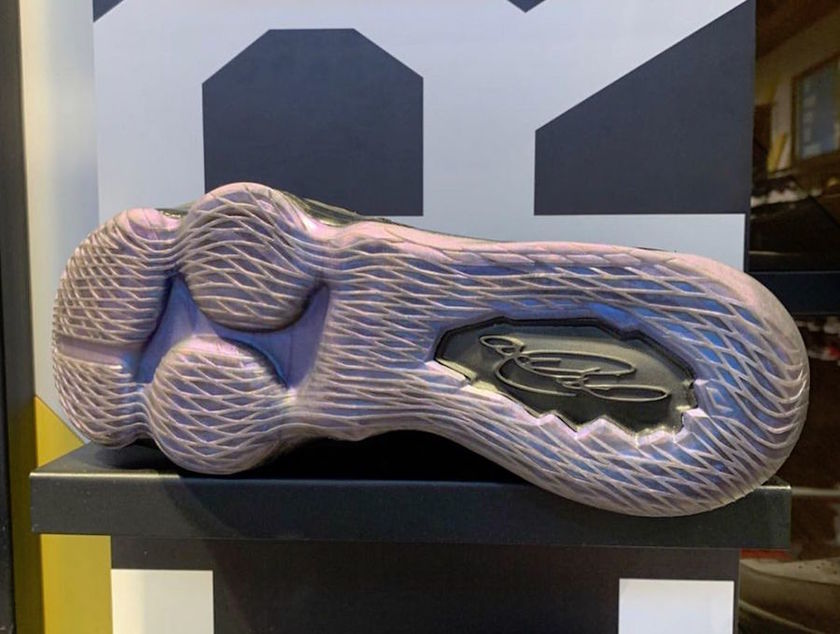 Nike LeBron 17货币发布日期