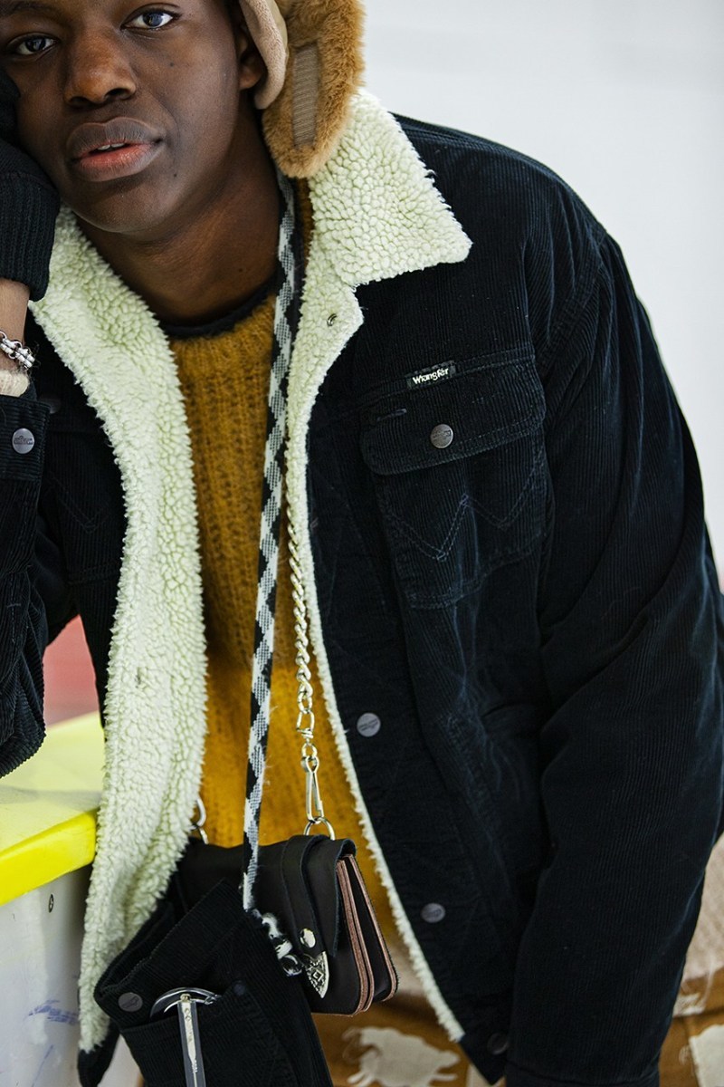 YSTRDYâS TMRRW ææç¾åå·¥è£åç Wrangler æ¨åºå¨æ°è¯ä¹ç³»å