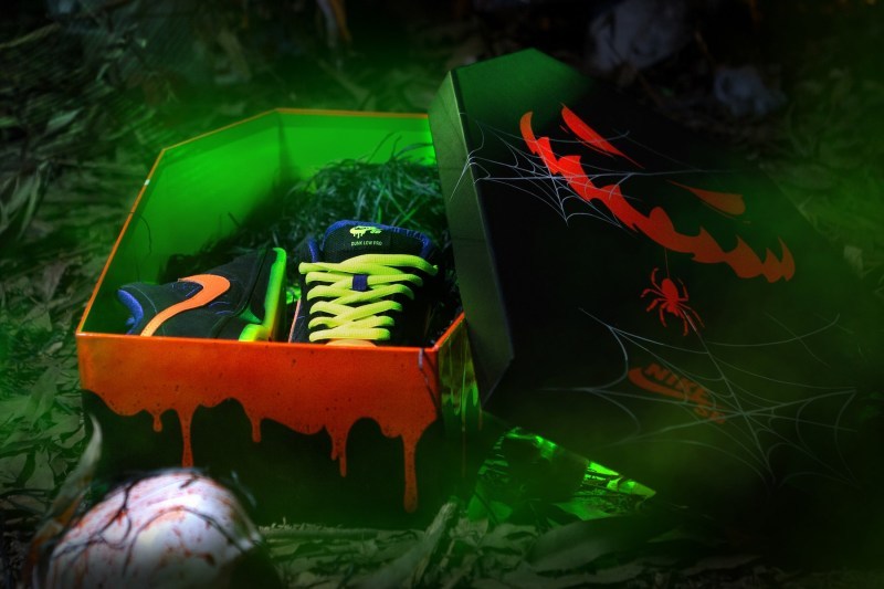 è¿è³ Nike SB Dunk Low Pro è¬èç¯å¥æ³¨éè²ãNight of Mischiefã