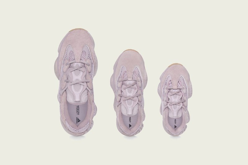 YEEZY 500 å¨æ°éè²ãSoft Visionãå:registered:æ¹åè¼¯èç¼å:registered:æå ±å¬é