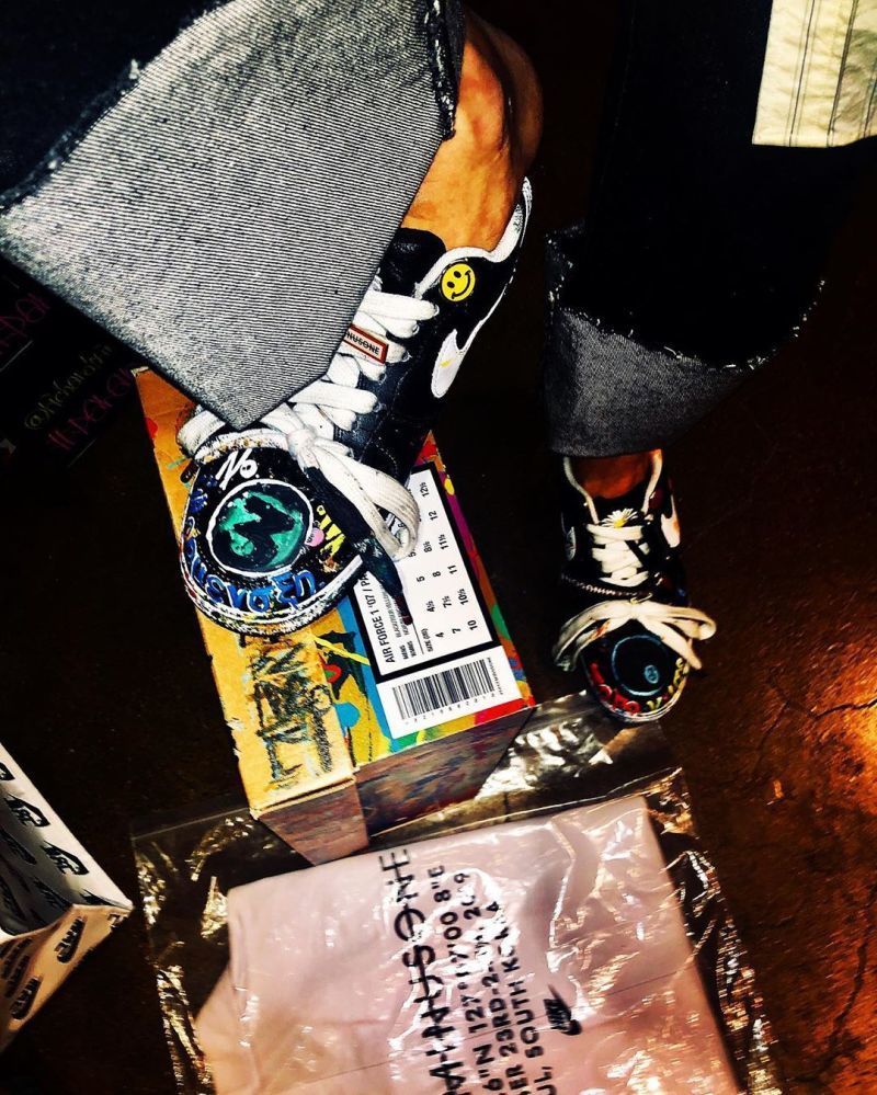 G-Dragon æ¬å¿é¾çä¼¼æå Nike x PEACEMINUSONE ææ°è¯åéæ¬¾