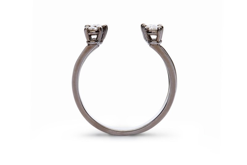 çåé è¦½ Dover Street Market å«æ¦éåº 15 é±å¹´è¯ä¹ä¼åãMONOCHROMARKETã