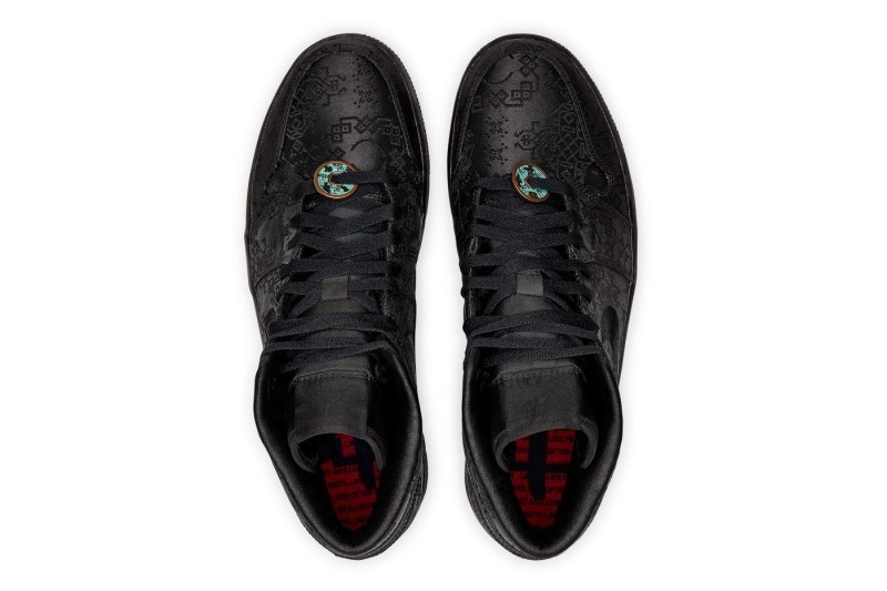 çåé è¦½ Dover Street Market å«æ¦éåº 15 é±å¹´è¯ä¹ä¼åãMONOCHROMARKETã