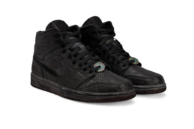 çåé è¦½ Dover Street Market å«æ¦éåº 15 é±å¹´è¯ä¹ä¼åãMONOCHROMARKETã