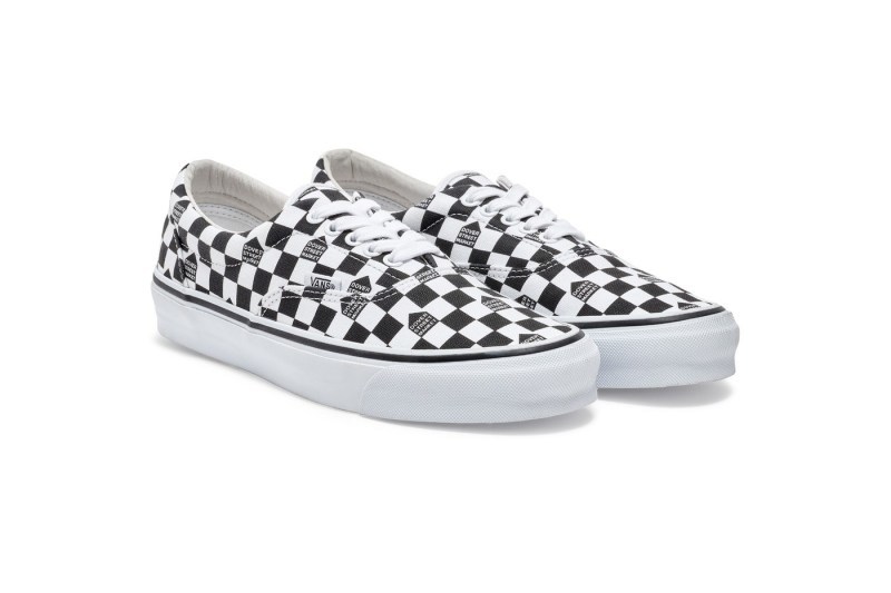 çåé è¦½ Dover Street Market å«æ¦éåº 15 é±å¹´è¯ä¹ä¼åãMONOCHROMARKETã