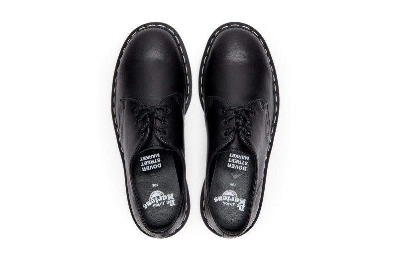 çåé è¦½ Dover Street Market å«æ¦éåº 15 é±å¹´è¯ä¹ä¼åãMONOCHROMARKETã