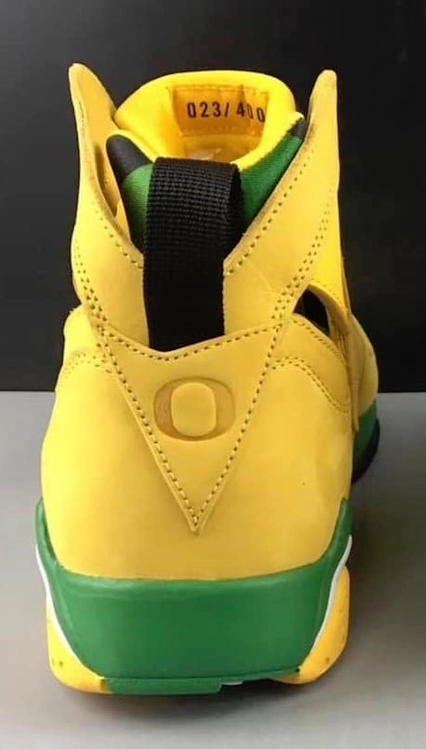 Air Jordan 7 Oregon Ducks Yellow PE