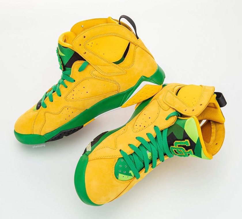 Air Jordan 7 Oregon Ducks Yellow Green PE