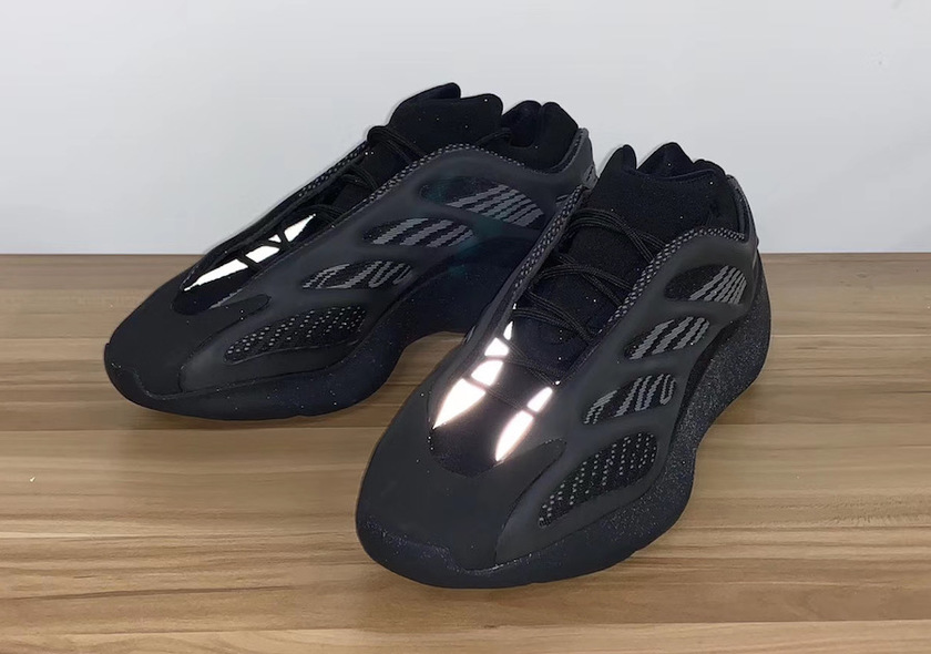 adidas Yeezy 700 V3 Blackåå:registered:æ¥æ