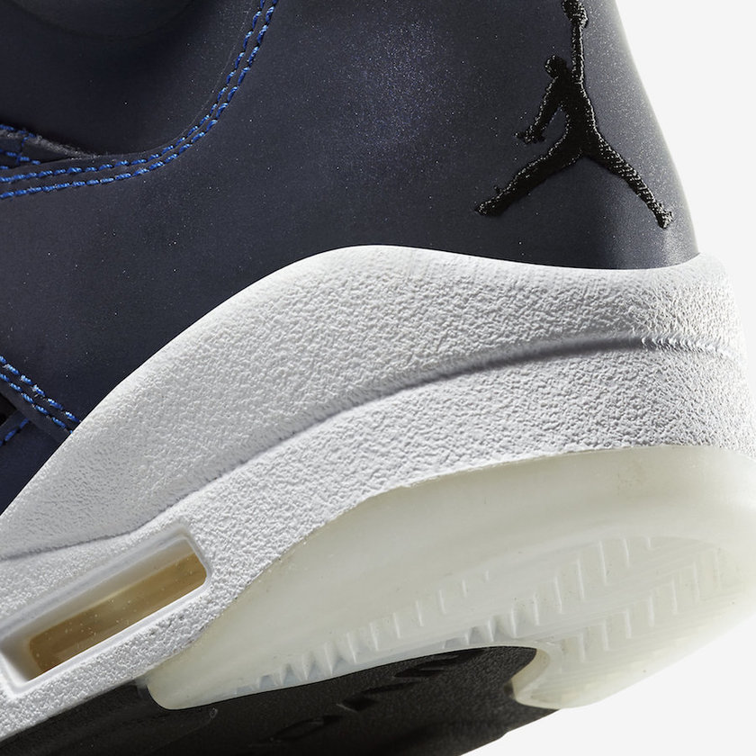 Air-Jordan-5-WMNS-Oil-Grey-CD2722-001-5.jpg