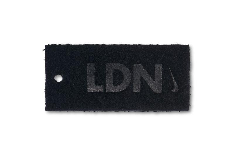 Jordan Mars 270 ææ°é
è²ãLondonãç¼å:registered:æ
å ±