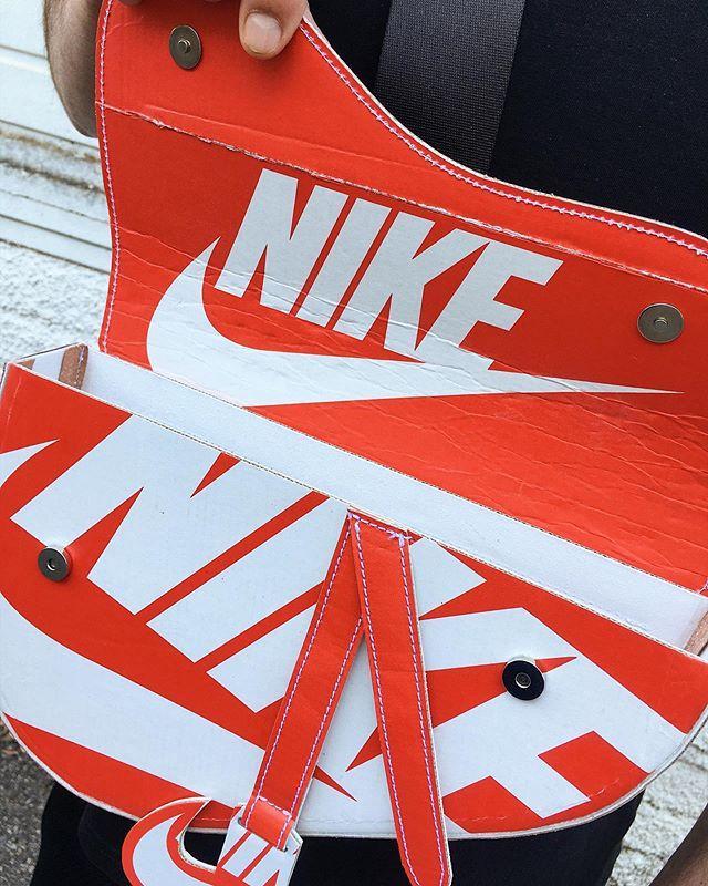 è¢åéè£½å·¥ä½å:registered:¤ camera60studio å:copyright:ç¨ãNike éçãæé å¥æ³¨ãDior é¦¬éåã