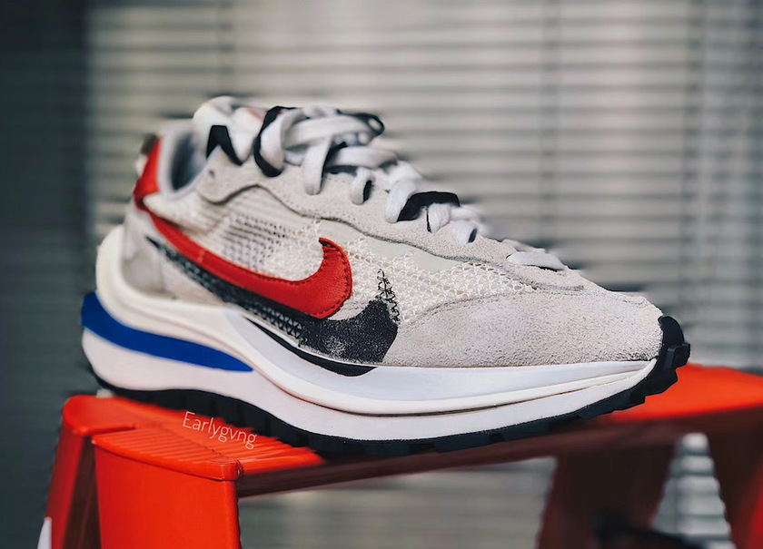 sacai Nike VaporWaffle Sail Light Bone Game Royal Sport Fuchsiaå叿¥æ