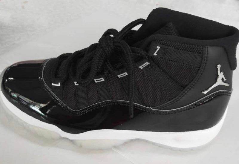Air Jordan 11 Black Silver Eyelets CT8012-011 2020åå:registered:æ¥æ